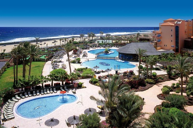 Elba Sara Beach & Golf Resort كاليتا ذي فوستي المظهر الخارجي الصورة