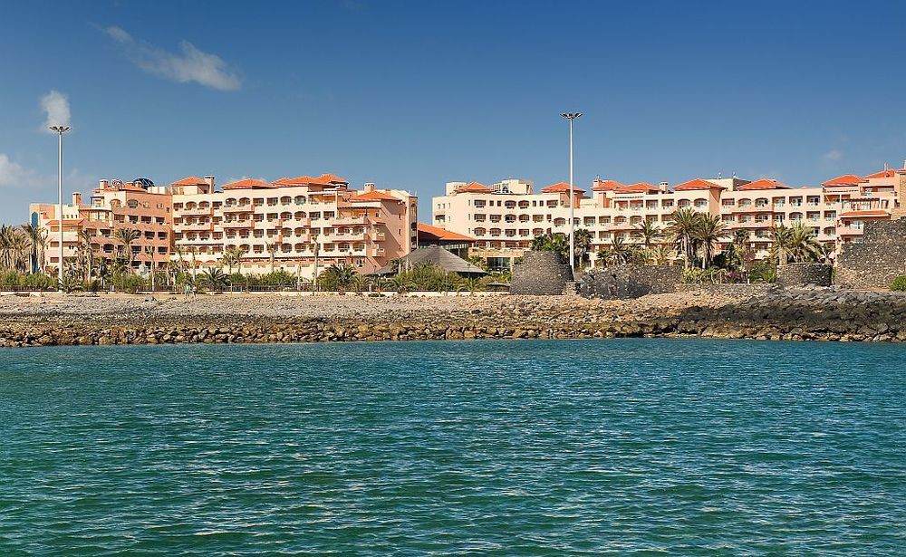 Elba Sara Beach & Golf Resort كاليتا ذي فوستي المظهر الخارجي الصورة