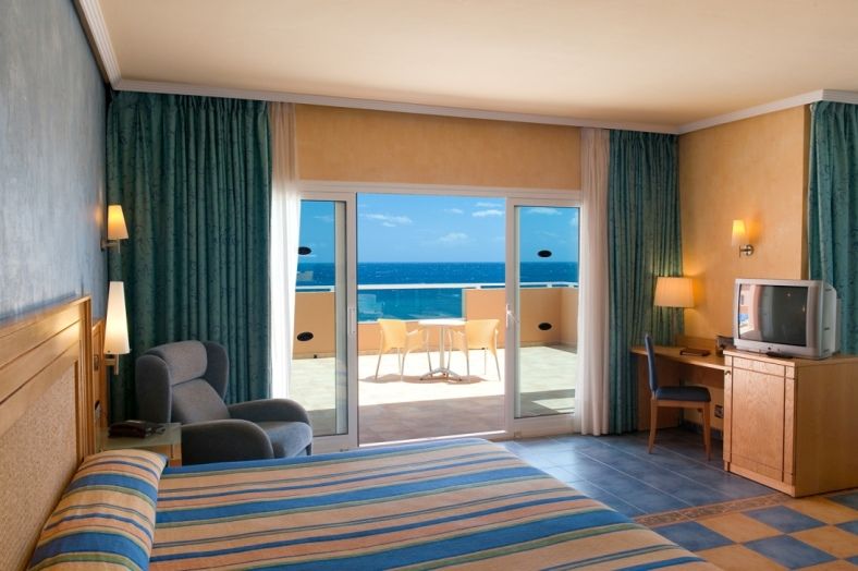 Elba Sara Beach & Golf Resort كاليتا ذي فوستي المظهر الخارجي الصورة