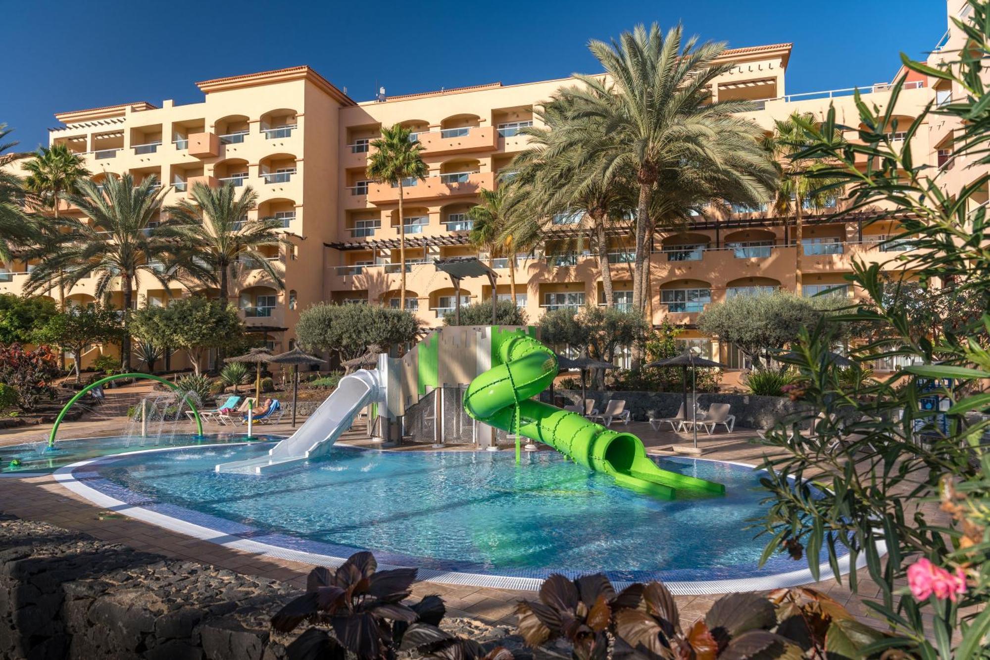 Elba Sara Beach & Golf Resort كاليتا ذي فوستي المظهر الخارجي الصورة